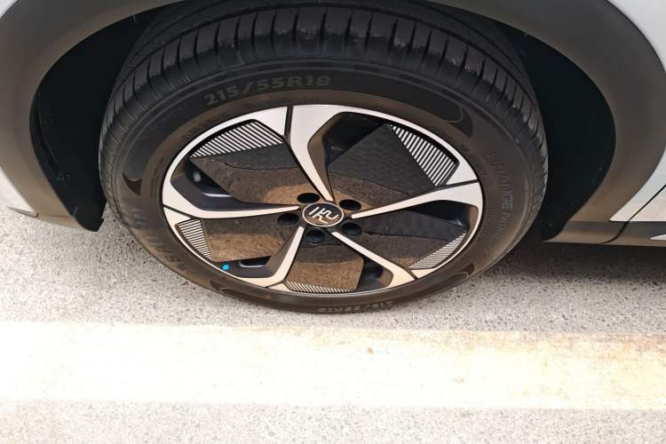 Used BYD Yuan PLUS 2025 Intelligent Driving Version 510 KM Beyond-Grade Edition Left Front Wheel Hub
