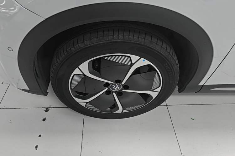 Used BYD Yuan PLUS 2025 Intelligent Driving Version 510 KM Beyond-Grade Edition Left Front Wheel Hub