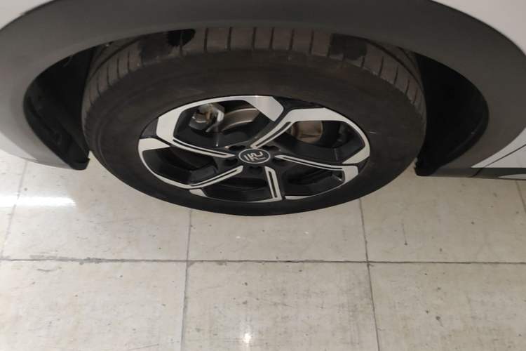 Used BYD Yuan PLUS 2025 Intelligent Driving Version 430 KM Beyond-Range Edition Left Front Wheel Hub