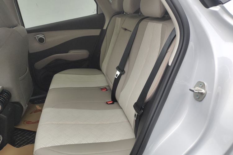 Used BYD Yuan PLUS 2025 Intelligent Driving Version 510 KM Beyond-Grade Edition Left Rear Seat