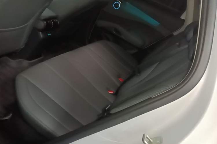 Used BYD Yuan PLUS 2025 Intelligent Driving Version 510 KM Beyond-Grade Edition Left Rear Seat