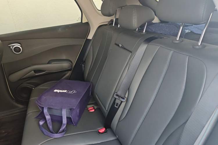 Used BYD Yuan PLUS 2025 Intelligent Driving Version 430 KM – Leading Edition Left Rear Seat