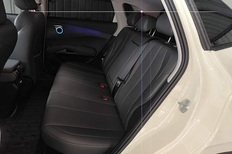 Used BYD Yuan PLUS 2025 Intelligent Driving Version 510 KM Beyond-Grade Edition Left Rear Seat