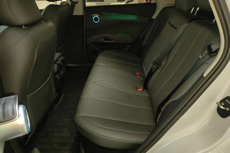 Used BYD Yuan PLUS 2025 Intelligent Driving Version 430 KM Beyond-Range Edition Left Rear Seat