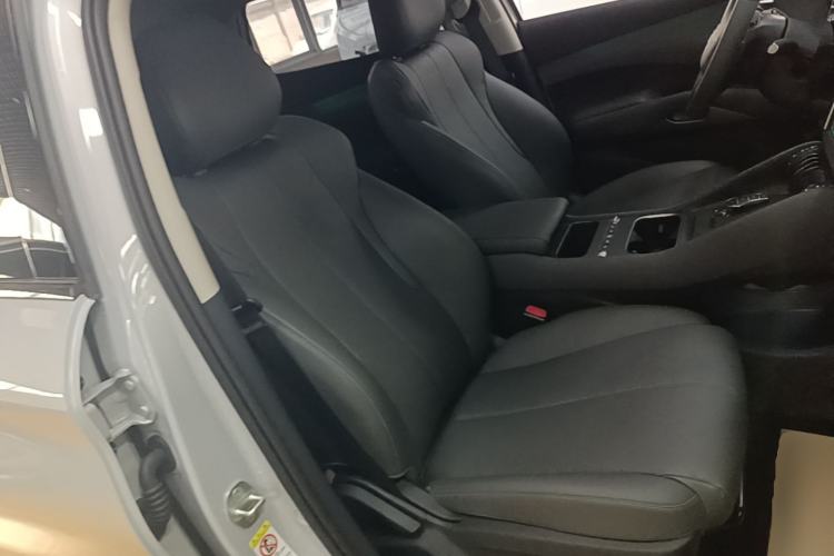 Used BYD Yuan PLUS 2025 Intelligent Driving Version 430 KM – Leading Edition Right Front Seat