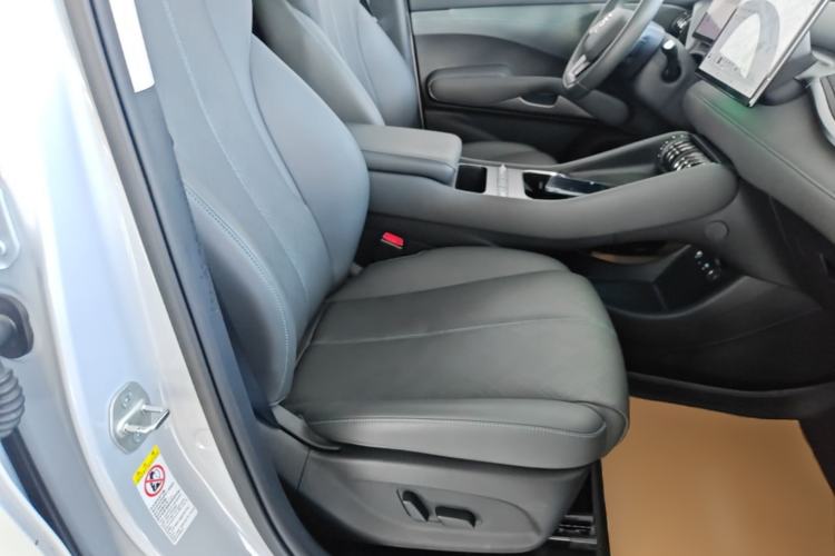 Used BYD Yuan PLUS 2025 Intelligent Driving Version 510 KM Beyond-Grade Edition Right Front Seat