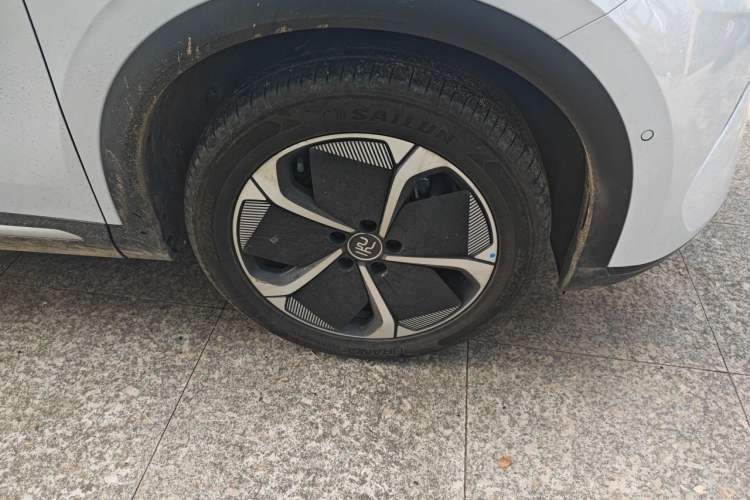 Used BYD Yuan PLUS 2025 Intelligent Driving Version 510 KM Beyond-Grade Edition Right Front Wheel Hub