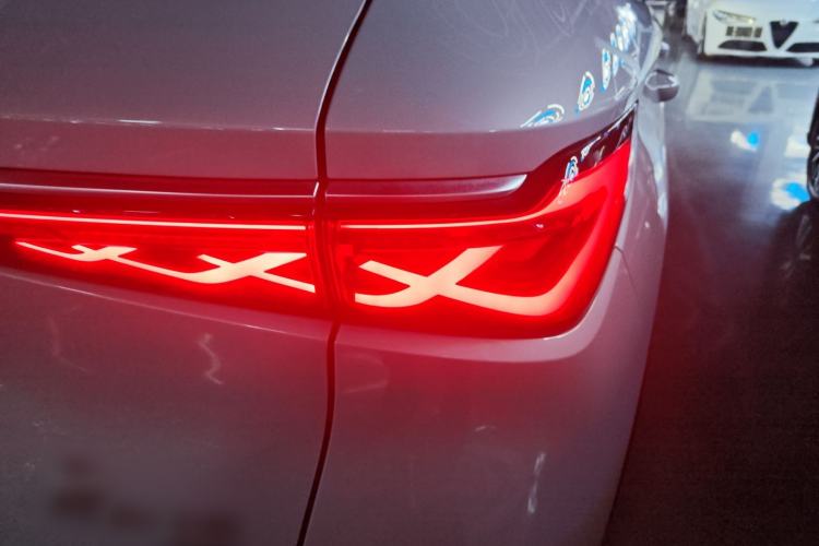 Used BYD Yuan PLUS 2025 Intelligent Driving Version 510 KM Beyond-Grade Edition Right Rear Taillight