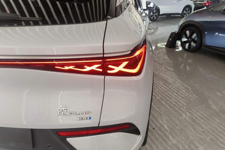 Used BYD Yuan PLUS 2025 Intelligent Driving Version 430 KM – Leading Edition Right Rear Taillight