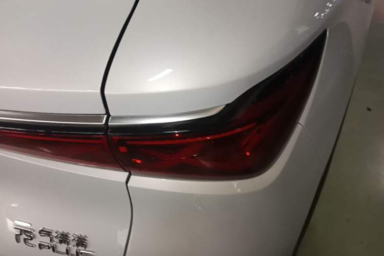 Used BYD Yuan PLUS 2025 Intelligent Driving Version 510 KM Beyond-Grade Edition Right Rear Taillight