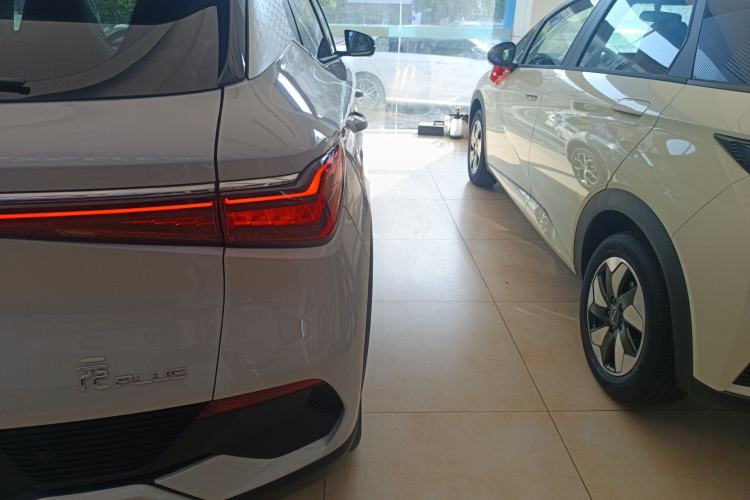 Used BYD Yuan PLUS 2025 Intelligent Driving Version 430 KM Beyond-Range Edition Right Rear Taillight