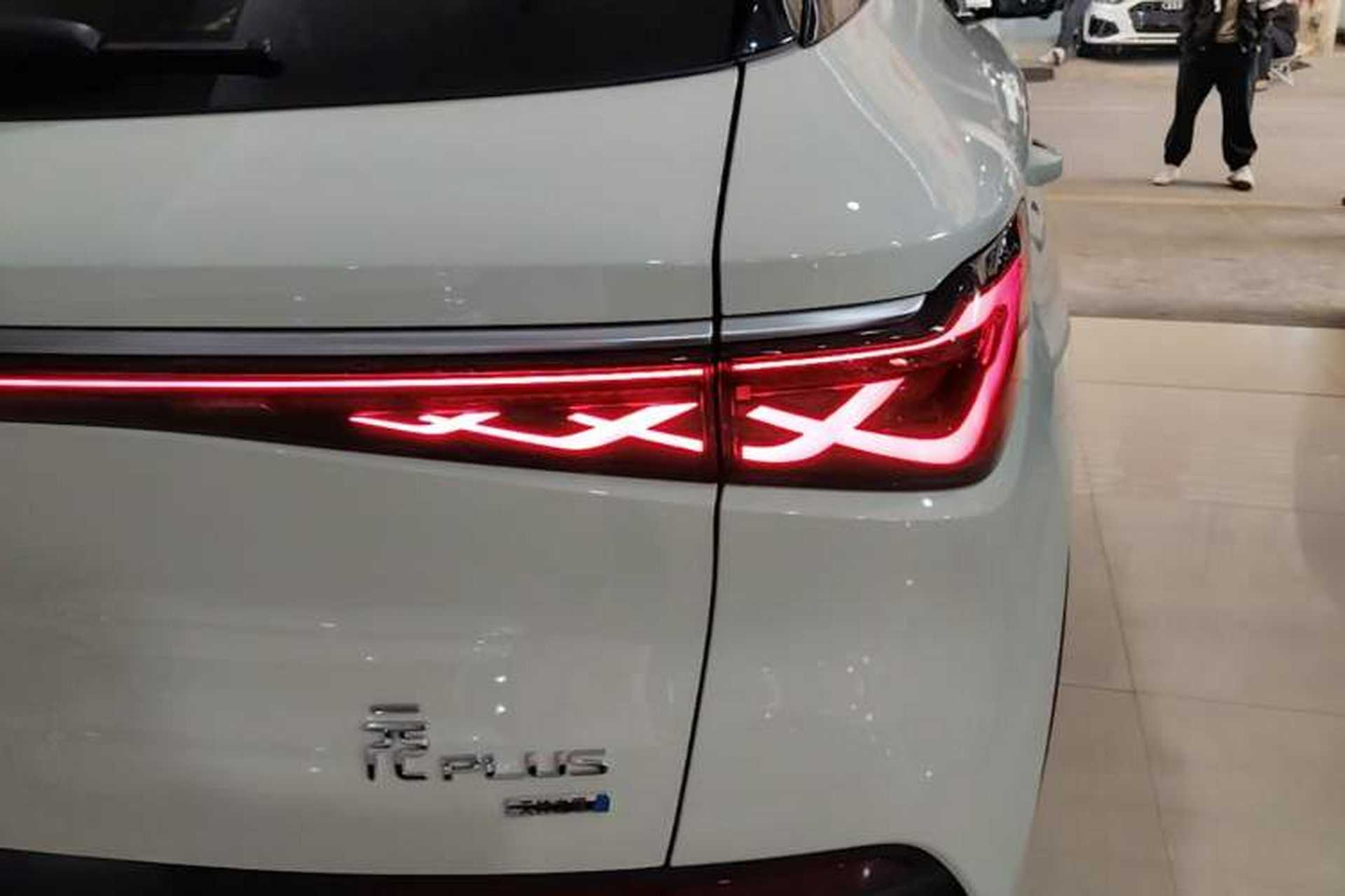Used BYD Yuan PLUS 2025 Intelligent Driving Version 510 KM Beyond-Grade Edition Right Rear Taillight