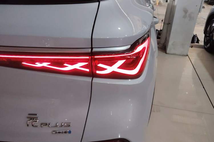 Used BYD Yuan PLUS 2025 Intelligent Driving Version 510 KM Beyond-Grade Edition Right Rear Taillight