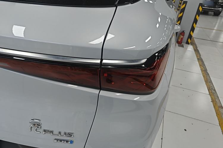 Used BYD Yuan PLUS 2025 Intelligent Driving Version 510 KM Beyond-Grade Edition Right Rear Taillight