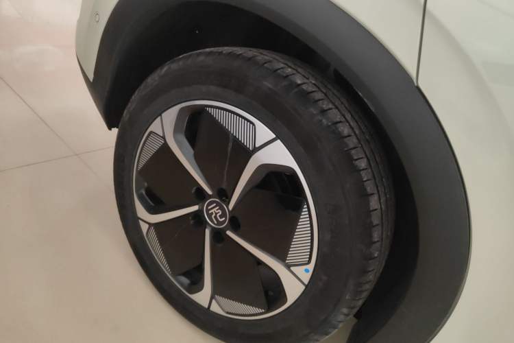 Used BYD Yuan PLUS 2025 Intelligent Driving Version 510 KM Beyond-Grade Edition Right Rear Wheel Hub