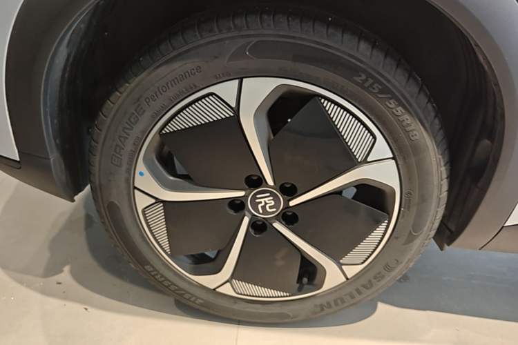 Used BYD Yuan PLUS 2025 Intelligent Driving Version 510 KM Beyond-Grade Edition Right Rear Wheel Hub