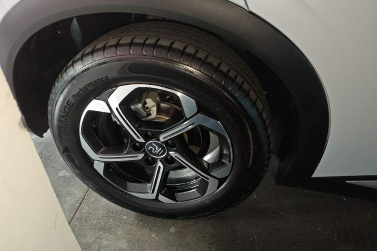 Used BYD Yuan PLUS 2025 Intelligent Driving Version 430 KM Beyond-Range Edition Right Rear Wheel Hub