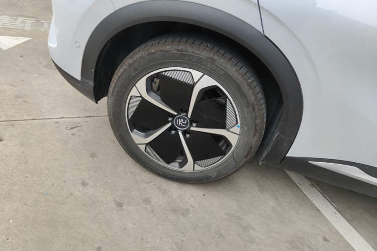 Used BYD Yuan PLUS 2025 Intelligent Driving Version 510 KM Beyond-Grade Edition Right Rear Wheel Hub