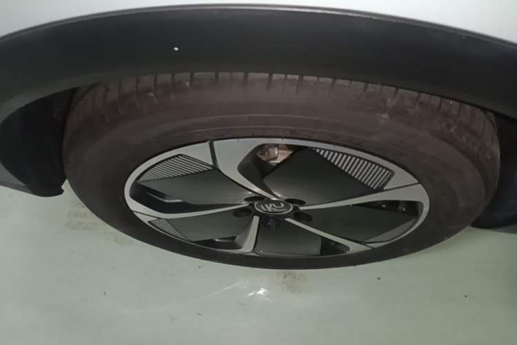 Used BYD Yuan PLUS 2025 Intelligent Driving Version 510 KM Beyond-Grade Edition Right Rear Wheel Hub
