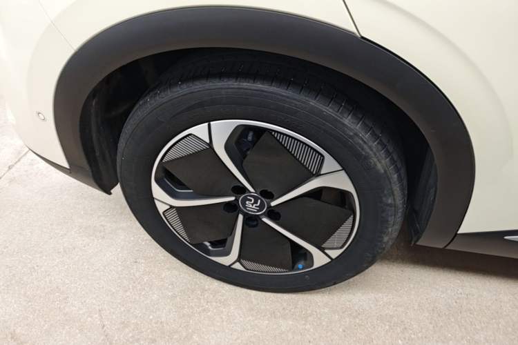 Used BYD Yuan PLUS 2025 Intelligent Driving Version 510 KM Beyond-Grade Edition Right Rear Wheel Hub