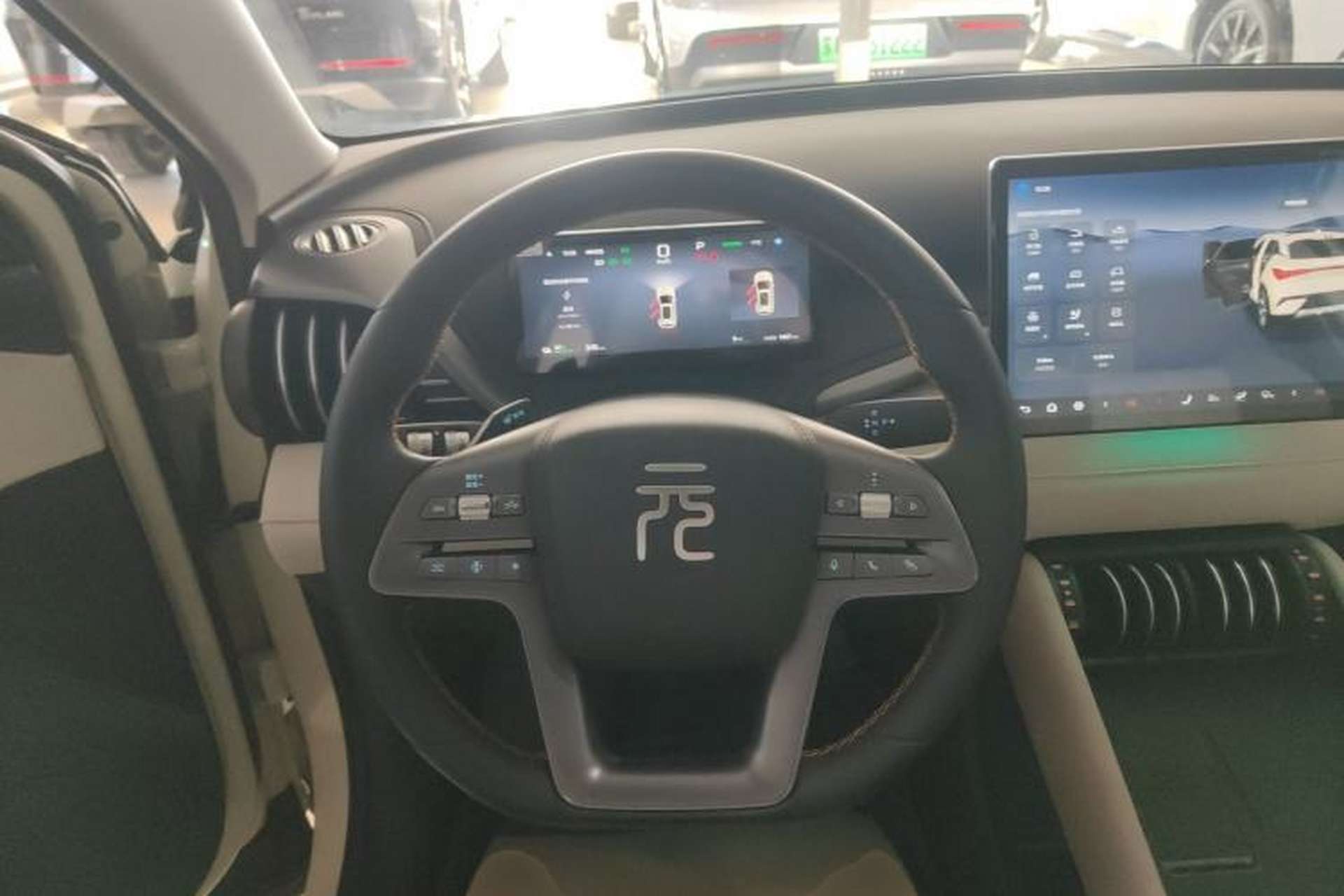 Used BYD Yuan PLUS 2025 Intelligent Driving Version 510 KM Beyond-Grade Edition Steering Wheel