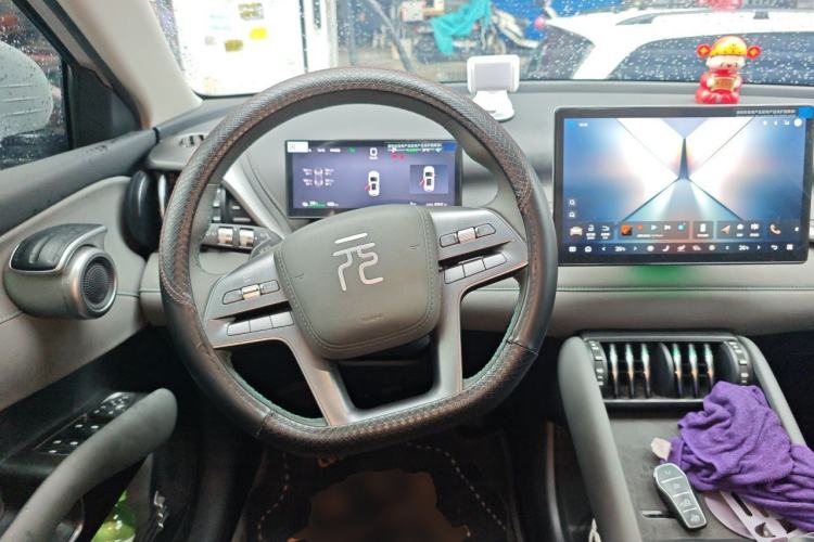 Used BYD Yuan PLUS 2025 Intelligent Driving Version 430 KM Beyond-Range Edition Steering Wheel