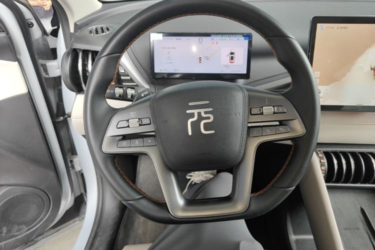 Used BYD Yuan PLUS 2025 Intelligent Driving Version 510 KM Beyond-Grade Edition Steering Wheel