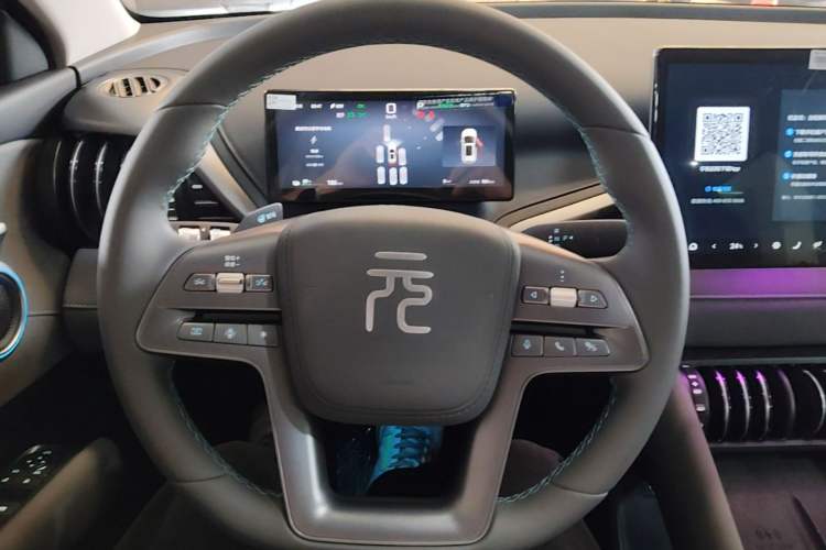Used BYD Yuan PLUS 2025 Intelligent Driving Version 510 KM Beyond-Grade Edition Steering Wheel