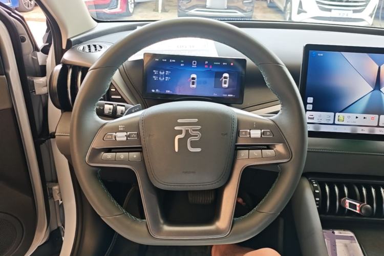 Used BYD Yuan PLUS 2025 Intelligent Driving Version 430 KM – Leading Edition Steering Wheel