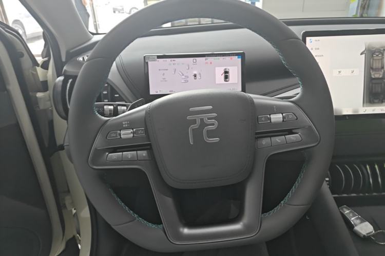 Used BYD Yuan PLUS 2025 Intelligent Driving Version 510 KM Beyond-Grade Edition Steering Wheel