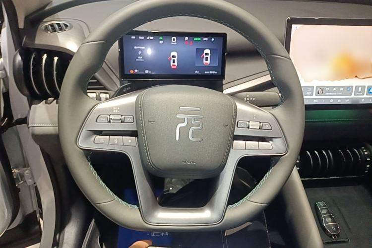 Used BYD Yuan PLUS 2025 Intelligent Driving Version 510 km Leading Edition Steering Wheel