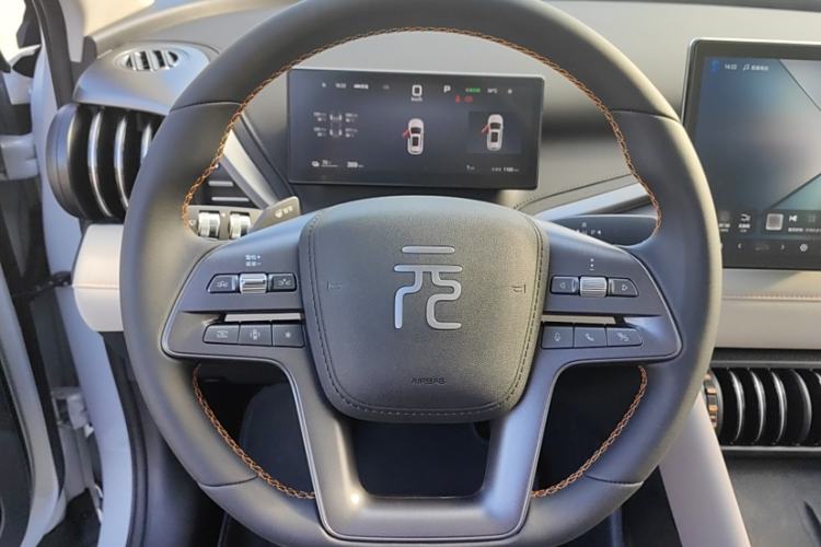 Used BYD Yuan PLUS 2025 Intelligent Driving Version 510 KM Beyond-Grade Edition Steering Wheel