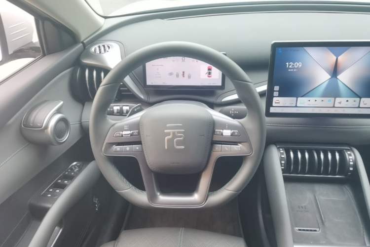 Used BYD Yuan PLUS 2025 Intelligent Driving Version 510 km Leading Edition Steering Wheel