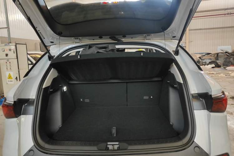 Used BYD Yuan PLUS 2025 Intelligent Driving Version 510 km Leading Edition Trunk