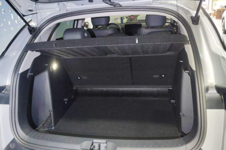 Used BYD Yuan PLUS 2025 Intelligent Driving Version 430 KM – Leading Edition Trunk
