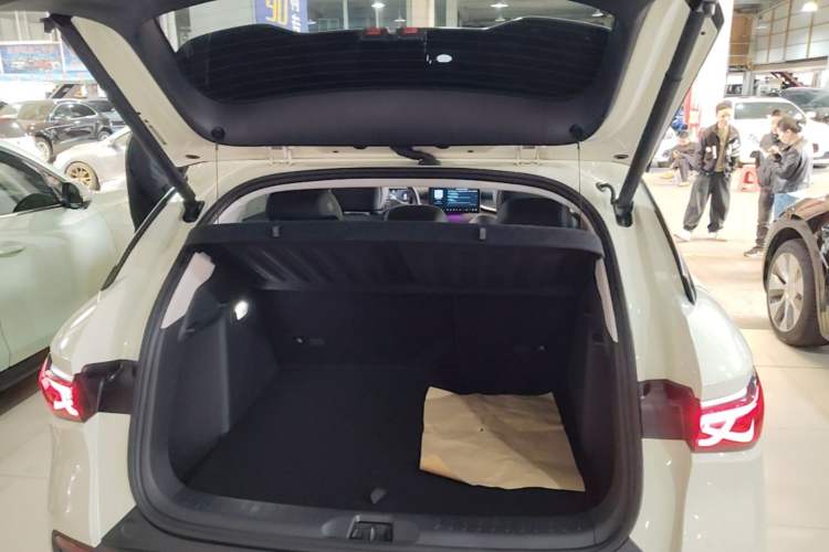 Used BYD Yuan PLUS 2025 Intelligent Driving Version 510 KM Beyond-Grade Edition Trunk