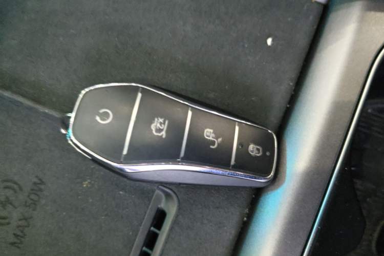 Used BYD Yuan PLUS 2025 Intelligent Driving Version 510 KM Beyond-Grade Edition Vehicle Key