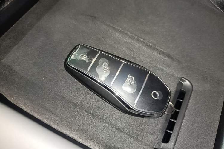 Used BYD Yuan PLUS 2025 Intelligent Driving Version 510 km Leading Edition Vehicle Key