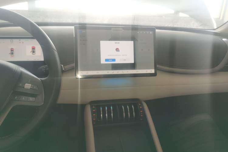 Used BYD Yuan PLUS 2025 Intelligent Driving Version 510 KM Beyond-Grade Edition Audio And AC Panel