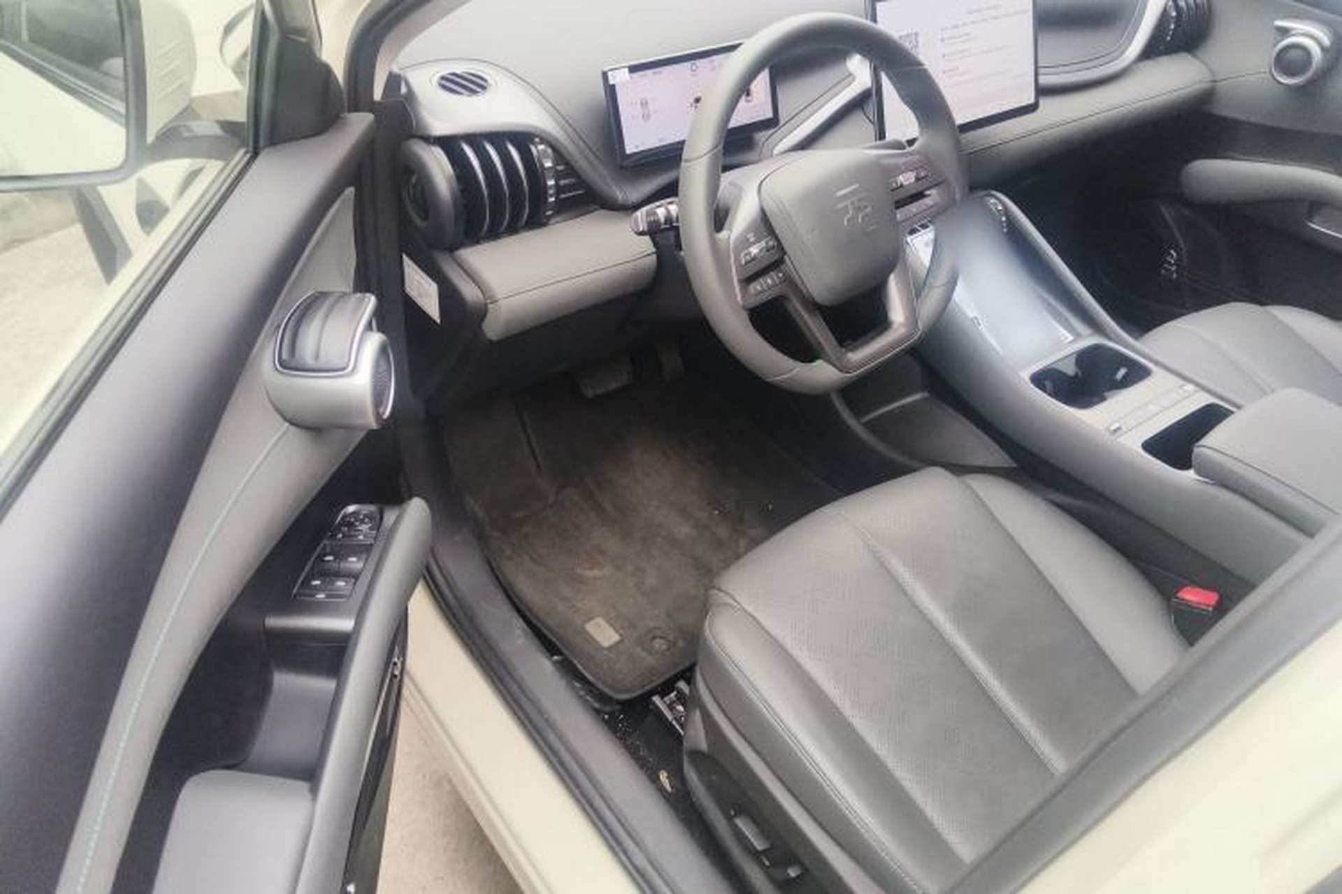 Used BYD Yuan PLUS 2025 Intelligent Driving Version 510 KM Beyond-Grade Edition Driver Seat