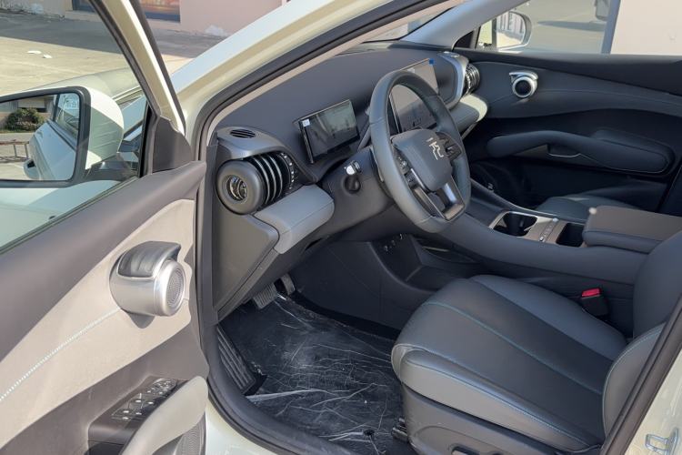 Used BYD Yuan PLUS 2025 Intelligent Driving Version 430 KM Beyond-Range Edition Driver Seat