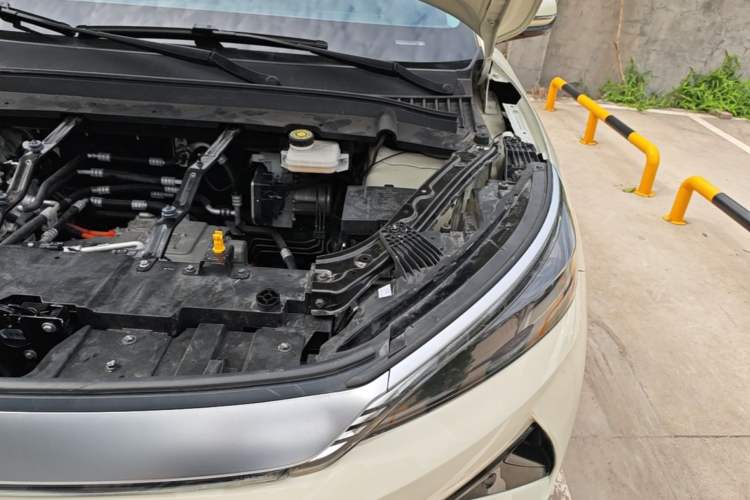 Used BYD Yuan PLUS 2025 Intelligent Driving Version 510 km Leading Edition Engine Bay Left