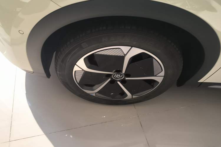 Used BYD Yuan PLUS 2025 Intelligent Driving Version 510 KM Beyond-Grade Edition Exterior 4