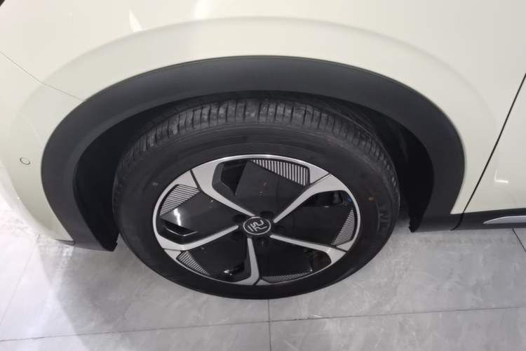 Used BYD Yuan PLUS 2025 Intelligent Driving Version 510 KM Beyond-Grade Edition Exterior 4