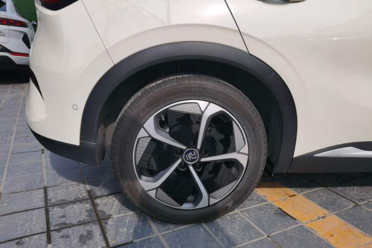 Used BYD Yuan PLUS 2025 Intelligent Driving Version 510 KM Beyond-Grade Edition Exterior 5