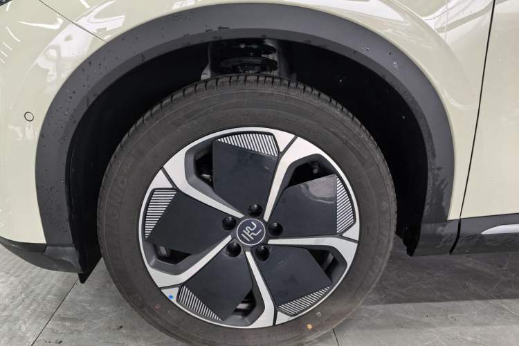 Used BYD Yuan PLUS 2025 Intelligent Driving Version 510 km Excellence Edition Exterior 6