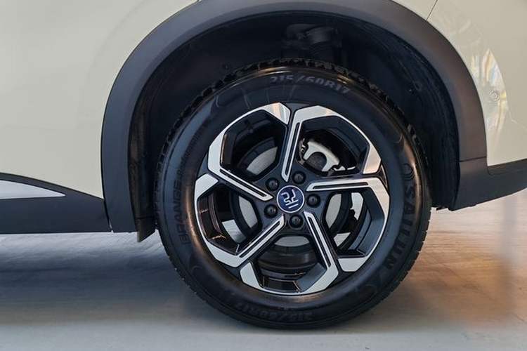 Used BYD Yuan PLUS 2025 Intelligent Driving Version 510 km Leading Edition Exterior 7