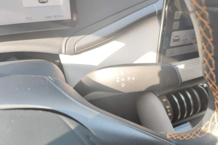 Used BYD Yuan PLUS 2025 Intelligent Driving Version 510 KM Beyond-Grade Edition Gear Lever
