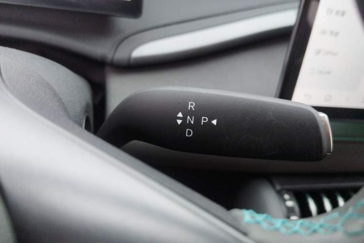 Used BYD Yuan PLUS 2025 Intelligent Driving Version 510 KM Beyond-Grade Edition Gear Lever