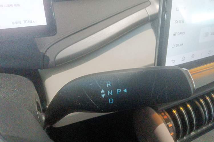 Used BYD Yuan PLUS 2025 Intelligent Driving Version 510 KM Beyond-Grade Edition Gear Lever